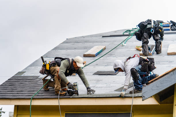 Professional Gutter Installation technician working in Olympia, SC